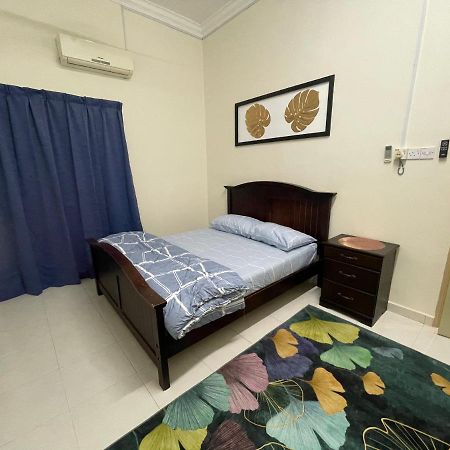 No 61 Nazirin Homestay Tmn Indah Raya 2 Manjung Lumut Eksteriør billede