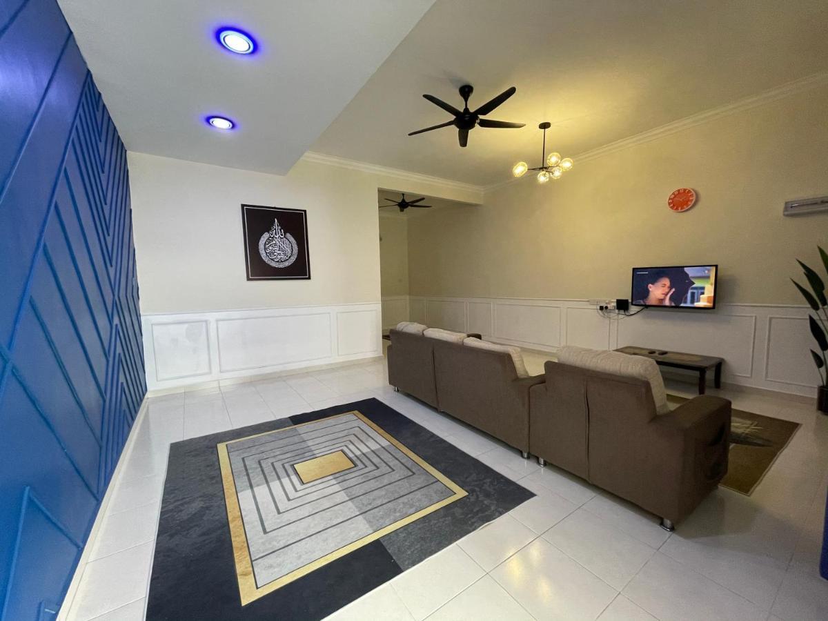 No 61 Nazirin Homestay Tmn Indah Raya 2 Manjung Lumut Eksteriør billede