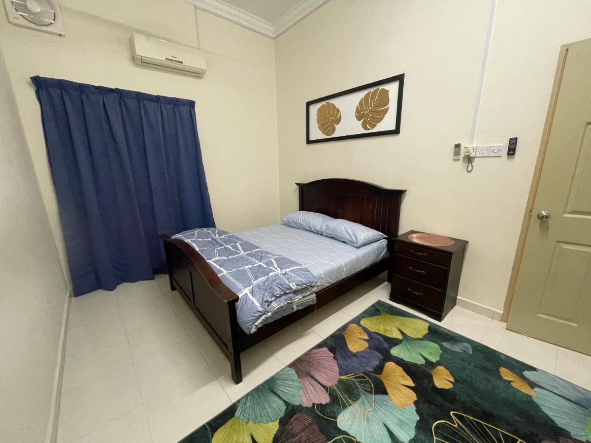 No 61 Nazirin Homestay Tmn Indah Raya 2 Manjung Lumut Eksteriør billede